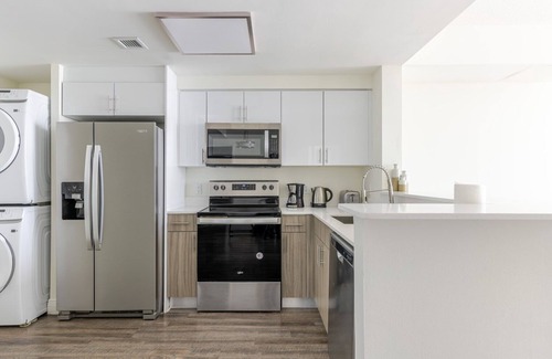 Brickell Apartment | Blueground | Brickell, pool & gym, nr City Centre