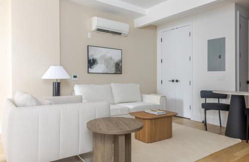 Downtown Brooklyn Apartment | Blueground Bridge Plaza rooftop nr Brooklyn Bridge NYC-1873