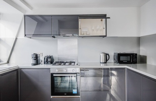 Farringdon Apartment | Blueground | Clerkenwell, nr Barbican & St. Paul's