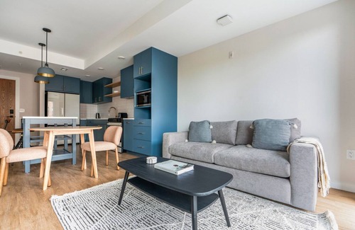 Columbia Heights Apartment | Blueground | Columbia Heights, rooftop pool, nr Meridian Hill Park