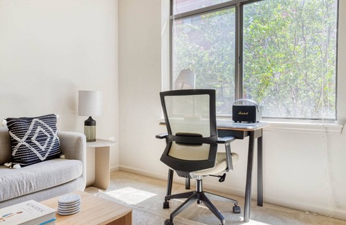 Arlington Apartment | Blueground | Crystal City, fitness center, nr Pentagon