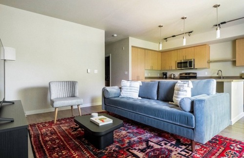 Downtown Apartment | Blueground | Downtown, view, nr Lake Sammamish