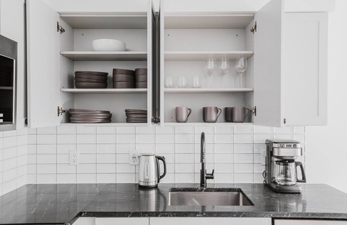 Foggy Bottom Apartment | Blueground | Foggy Bottom, rooftop, nr Lincoln Memorial