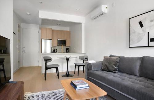 Greenpoint Apartment | Blueground Greenpoint view nr McGolrick Park NYC-2071