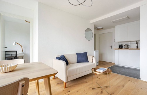 Hard Apartment | Blueground | Hard, balcony, nr Lindenhof