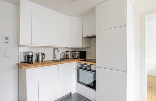 Hard Apartment | Blueground | Hard, balcony, nr Lindenhof