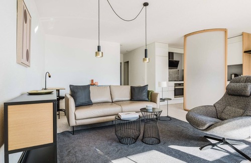 Meilen District Apartment | Blueground | Herrliberg, w/d & balcony, nr lake