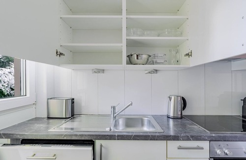 Hottingen Apartment | Blueground | Hottingen, view, nr Zurich Lake