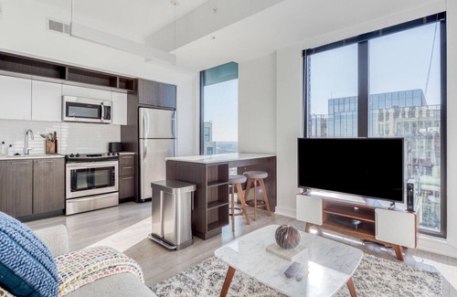 Reston Apartment | Blueground | Hunter Mill District, pool, nr Lake Fairfax