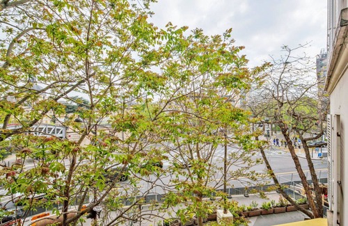 Jardin des plantes Apartment | Blueground | Jardin des Plantes, elevator