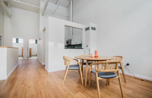 Arefth Apartment | Blueground Kendall Sq AC wd nr MIT Museum BOS-1142