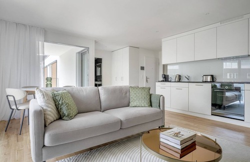 Kloten Apartment | Blueground | Kloten, private w/d, 5 min to market