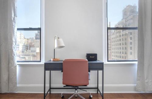 Uptown Apartment | Blueground Lenox Hill view nr Central Park NYC-1132