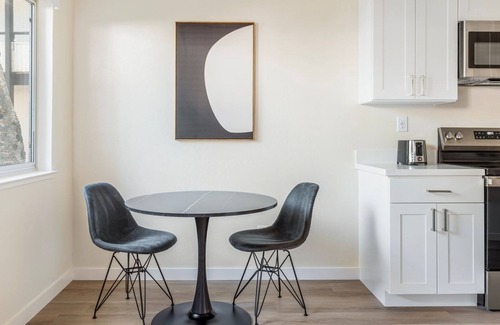Midtown Apartment | Blueground | Midtown, shared pool, nr Park