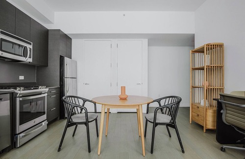 Midtown South Apartment | Blueground | Midtown South, balcony, nr Empire State Building