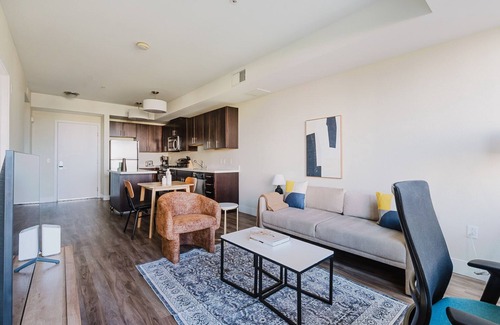Mountain View Apartment | Blueground | Mountain View 1bd apartment