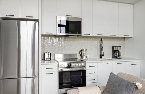 Gallaudet Apartment | Blueground | Northeast Washington, pool, nr Union Market
