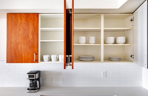 Northwest Bellevue Apartment | Blueground | NW Bellevue, gym & bbq, nr park