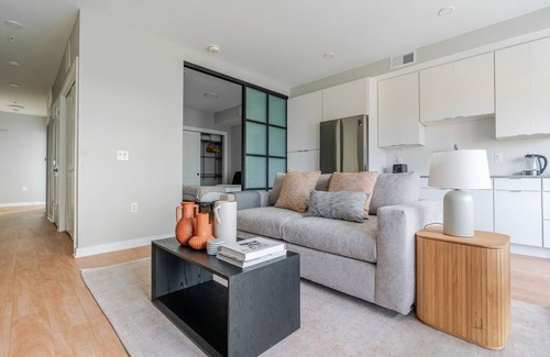 Glover Park Apartment | Blueground | Observatory Circle, rooftop, nr Georgetown