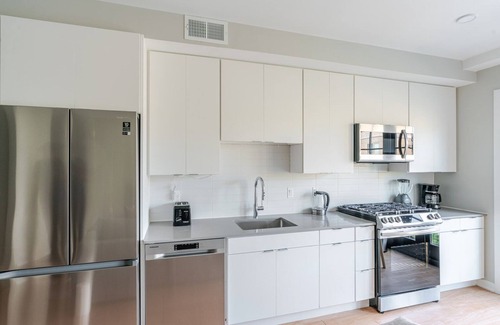 Glover Park Apartment | Blueground | Observatory Circle, rooftop, nr Georgetown