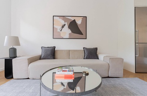 Old North Apartment | Blueground | Old North, Renovated, Balcony (TLV-39)
