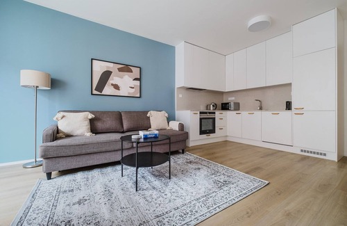 Prague 8 Apartment | Blueground | Prague 7, furnished, close to offices (PRG-29)