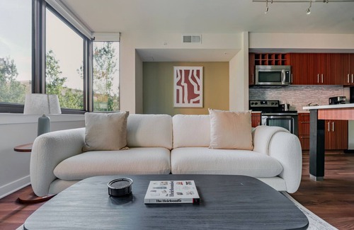Rosslyn Apartment | Blueground | Radnor - Fort Myer Heights, view, nr Theodore Roosevelt Island