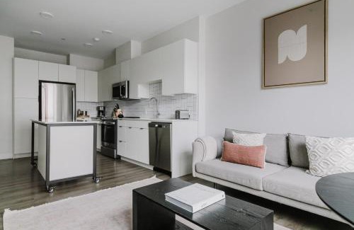 Revere Apartment | Blueground Revere pool EV charging gym wd BOS-1088