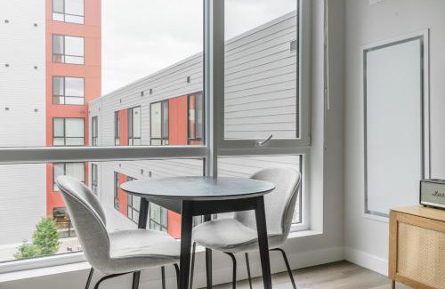 Revere Apartment | Blueground Revere pool EV charging gym wd BOS-1088