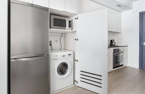 Downtown San Francisco Apartment | Blueground | SoMa, pool, nr Civic Center