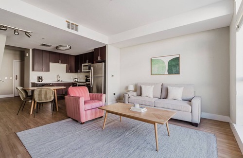 San Jose Apartment | Blueground | The Alameda, pool & AC, nr SAP Center