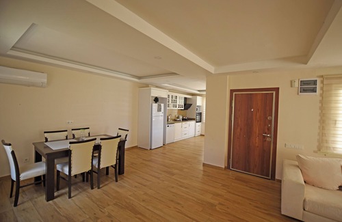 Kadriye Villa | BlueHomes 3 Bedroom Private Pool Villa Grand-1