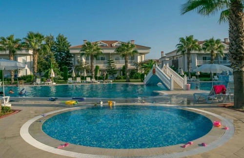 Kadriye Villa | BlueHomes Apartment's E6