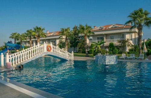 Kadriye Villa | BlueHomes Apartment's F7