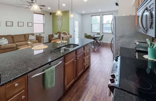 South Main Historic District Apartment | BLUES LANDINGnThe best stay between Main and the Mississippi!