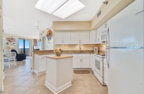 Orange Beach Condo | Bluewater 301: Third floor, corner unit.