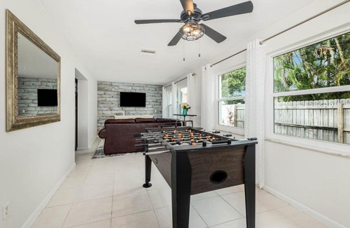 Golden Beach Estates House | Bluewater Breeze