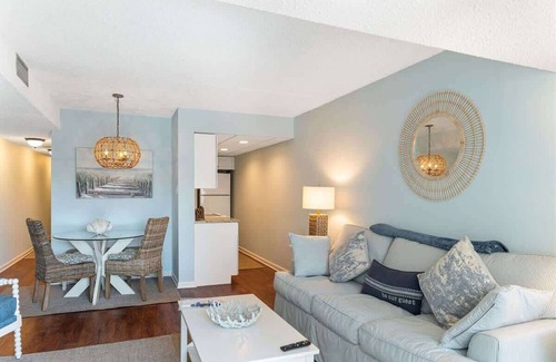North Ocean City Condo | Bluewater East | 1BR 1BA Condo Oceanside w/pool