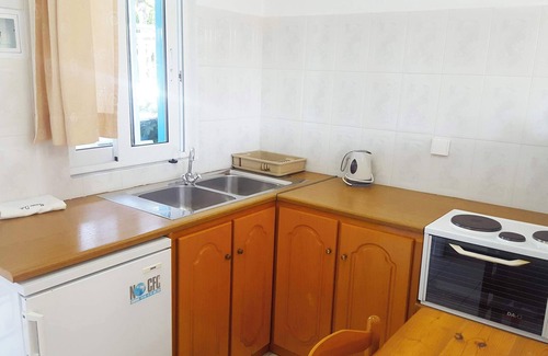 Klismata Apartment | BlueWhite Studio - Cozy Garden Getaway