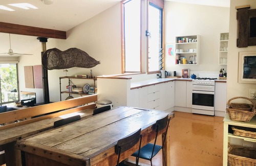Boomerang Beach House | Bluey's Beach Shack - located at Blueys Beach