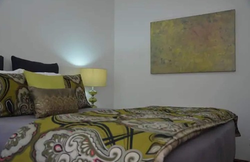 Spencer Park House | Bluff Cottage - authentic 50s with a retro vibe