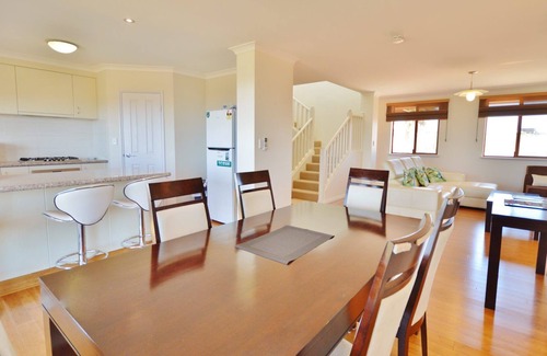 Kalbarri House | Bluff Heights - Kalbarri WA
