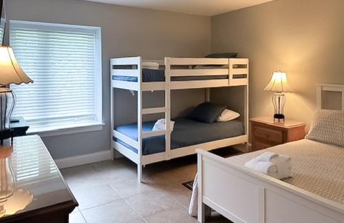 South Beach Villa | Bluff Villas 1660