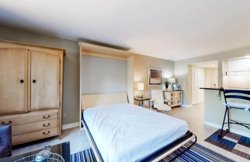 South Beach Apartment | Bluff Villas 1696