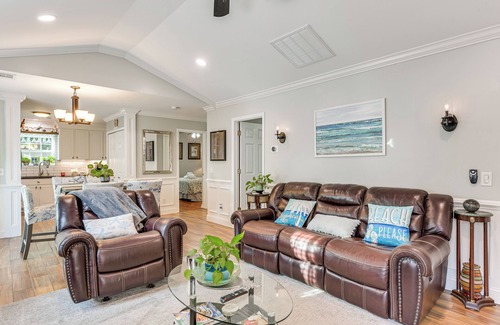 Bluffton House | Bluffton Getaway w/Fenced Yard: 7 Mi to Beach!