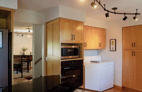 Berrien Springs House | Bluffview on the River with a hot tub, sauna, pool table, and more!