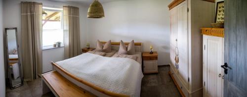 Burg-Dorf Apartment | Blumenhuhnhof