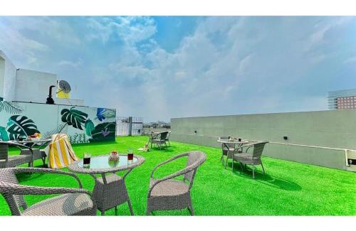 DLF Phase 3 Hotel | BluO Studio3 DLF Cybercity - Balcony, Gym TT, Lift