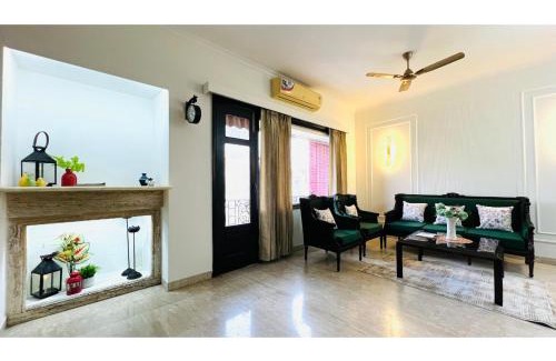 Vasant Vihar Apartment | BluO Vasant Vihar PVR - Terrace Garden, Lift