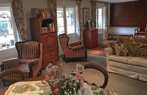 Akaroa Hotel | Blythcliffe